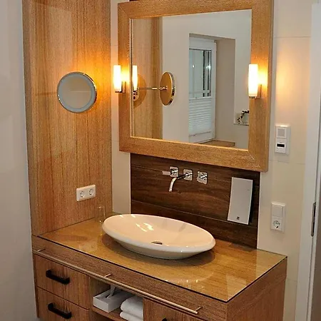 Hotel Sauerlaender Hof 4*