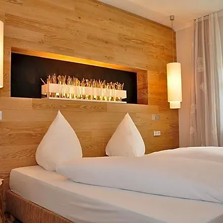 Hotel Sauerlaender Hof 4*