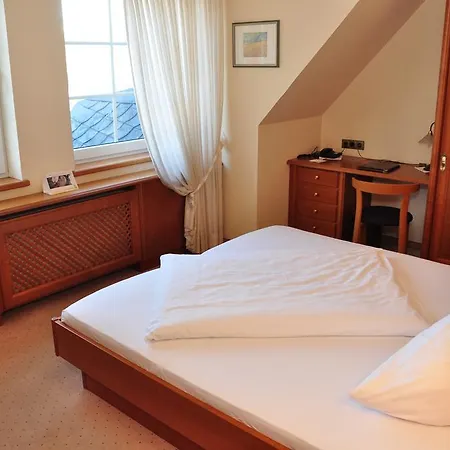 Sauerlaender Hof Hotel 4*