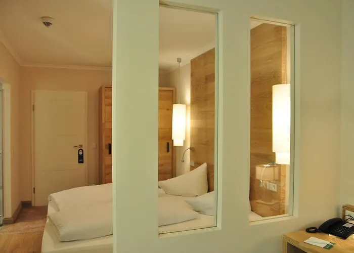 索尔兰德尔豪夫酒店 酒店 哈伦贝格