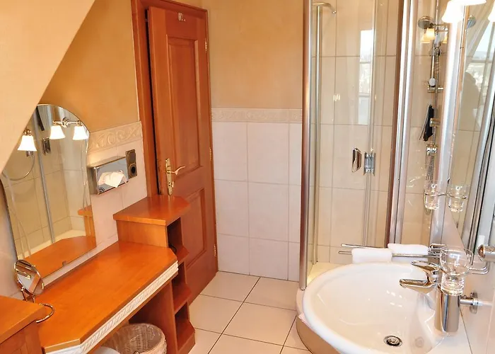 Otel Sauerlander Hof 4*